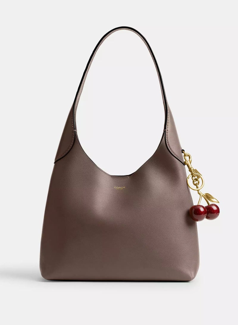 كوتش اوت ليت حقيبة كتف كوتش بروكلين 28، حقيبة كتف نسائية، حقيبة يد نسائية، حقيبة سفر نسائية، 28 سم - لون حجري داكن - Image 5